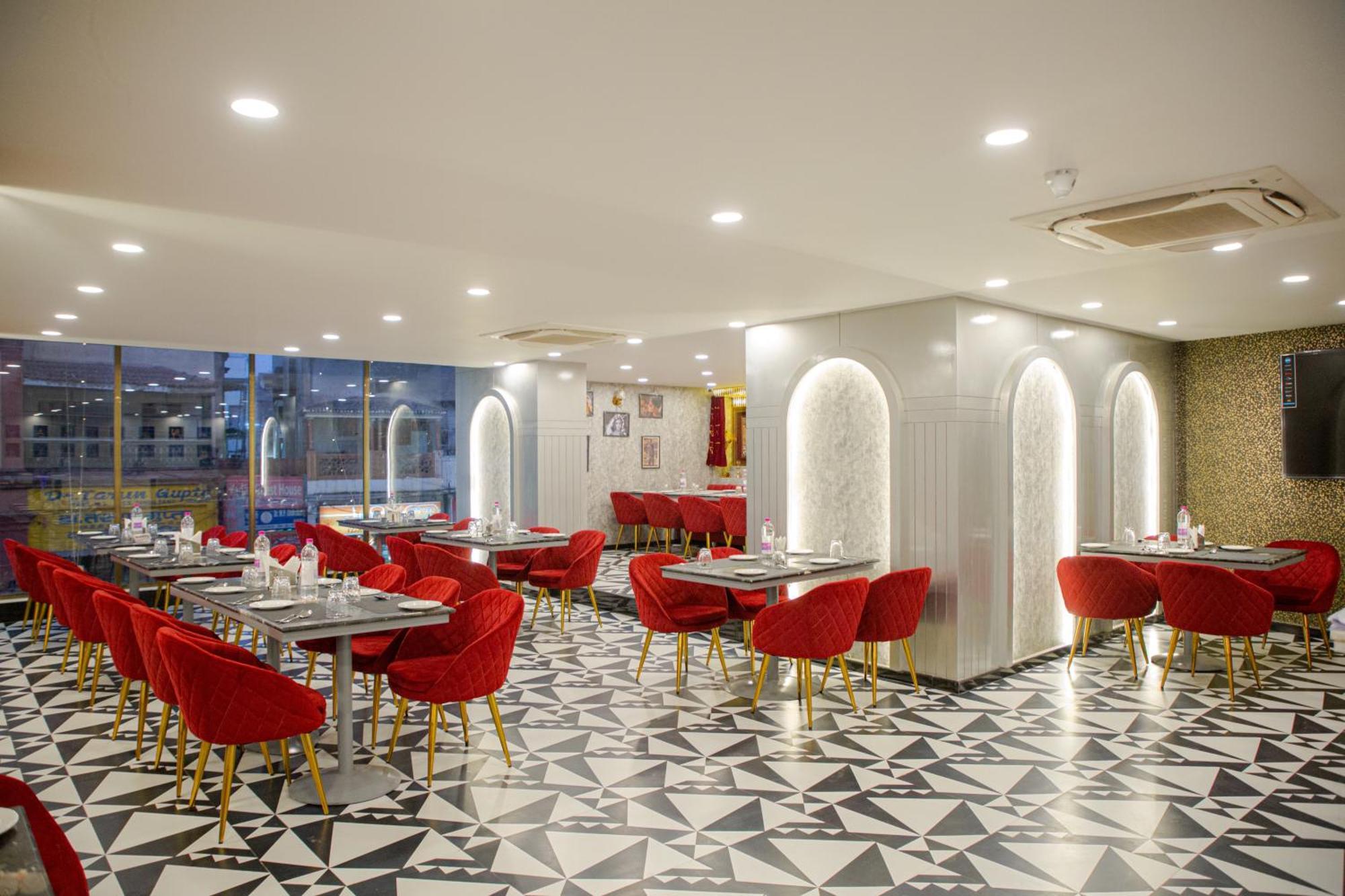 Pearl Courtyard Hotel